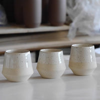 Gobelet en céramique Hoya