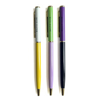 L'ensemble de stylos à bille