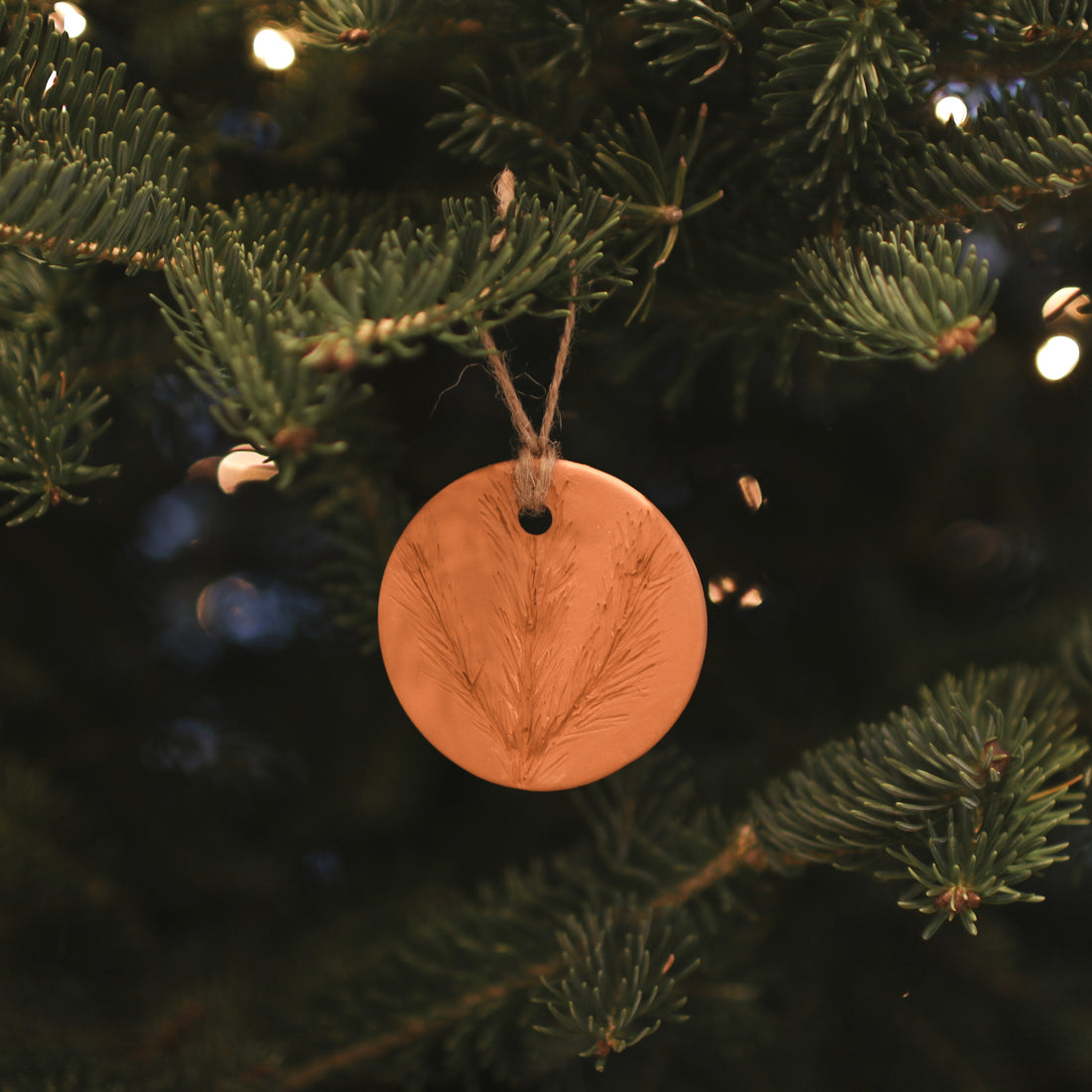 Ornement diffuseur en céramique