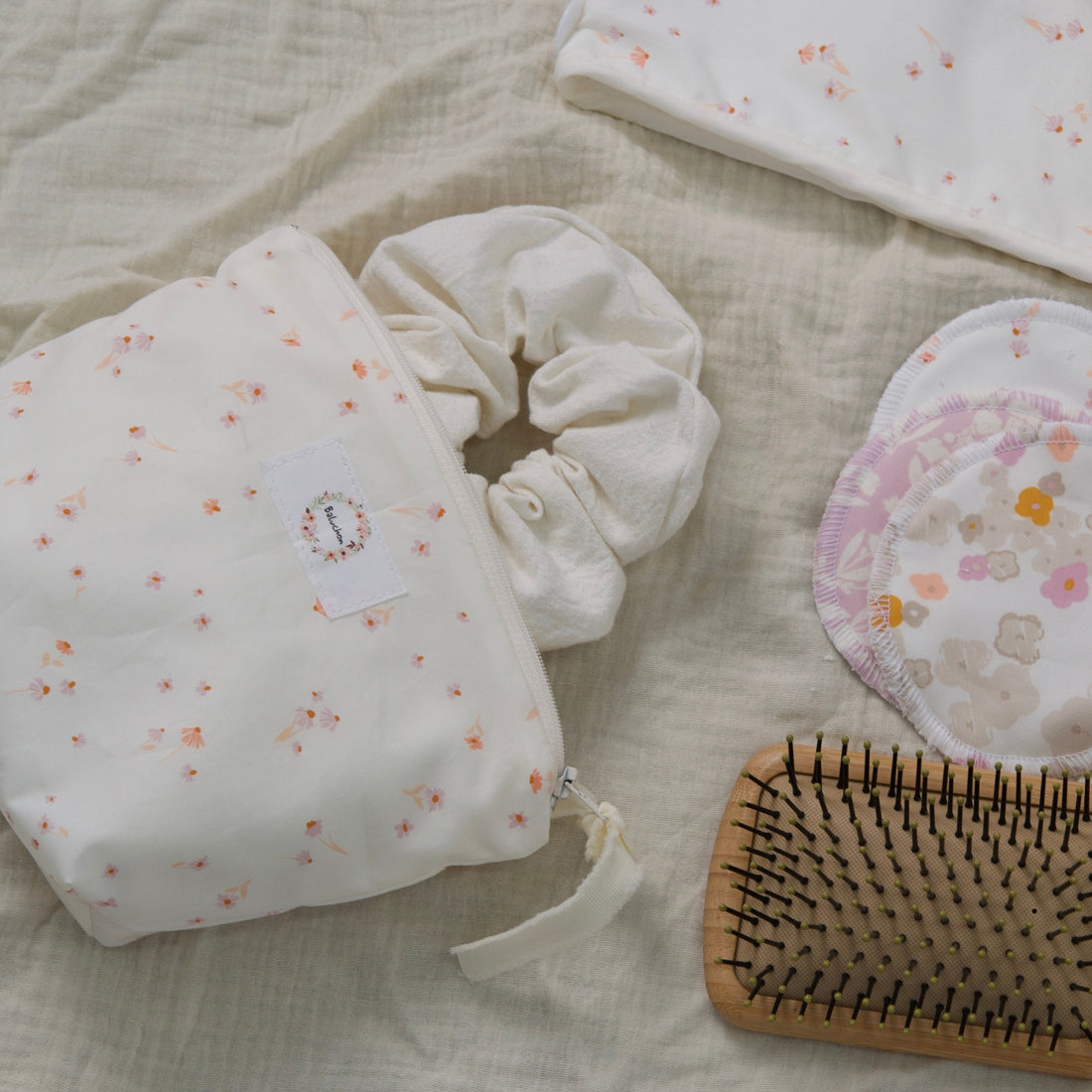 Sac à cosmétiques - Fleurs lilas