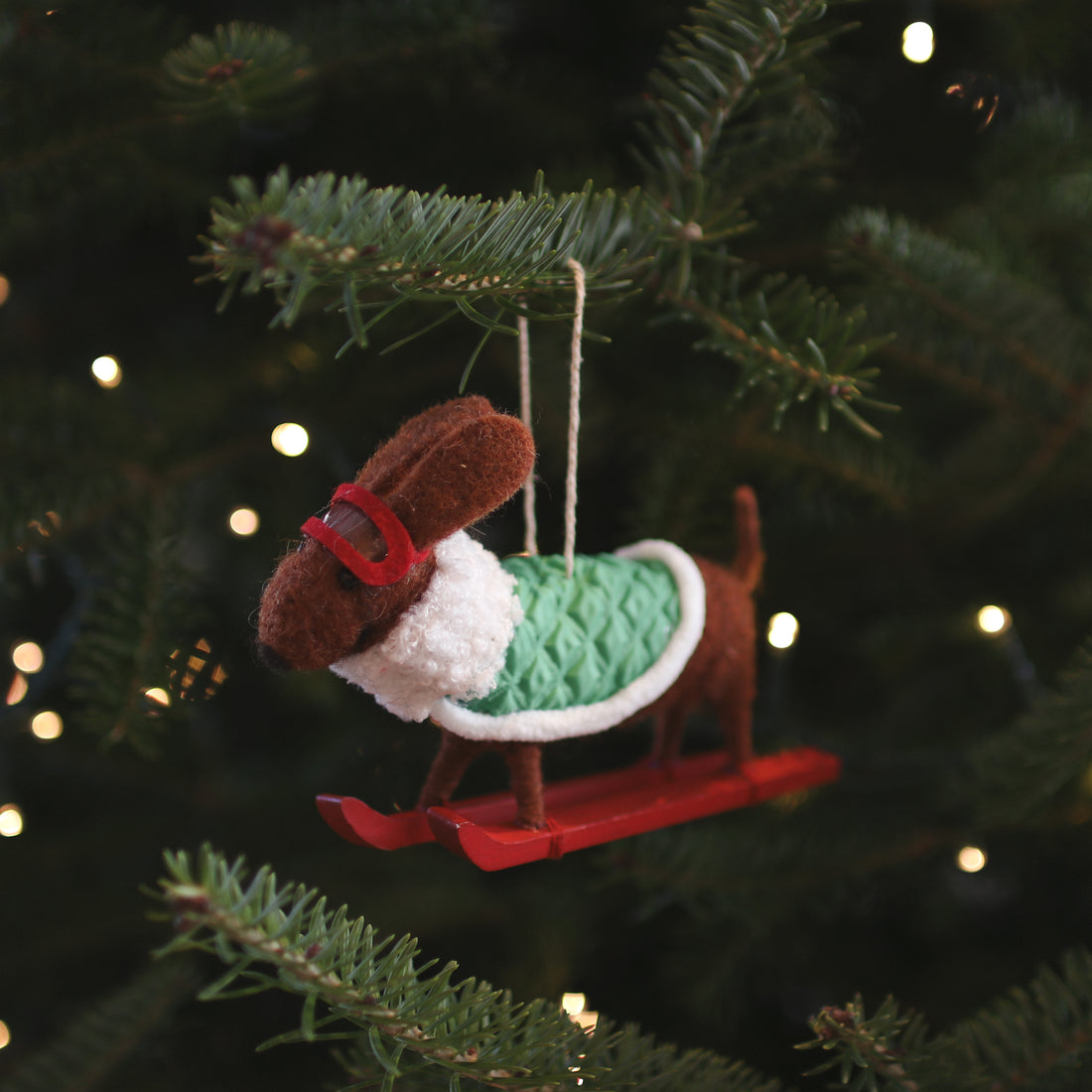 Ornement en feutre - Terry le teckel