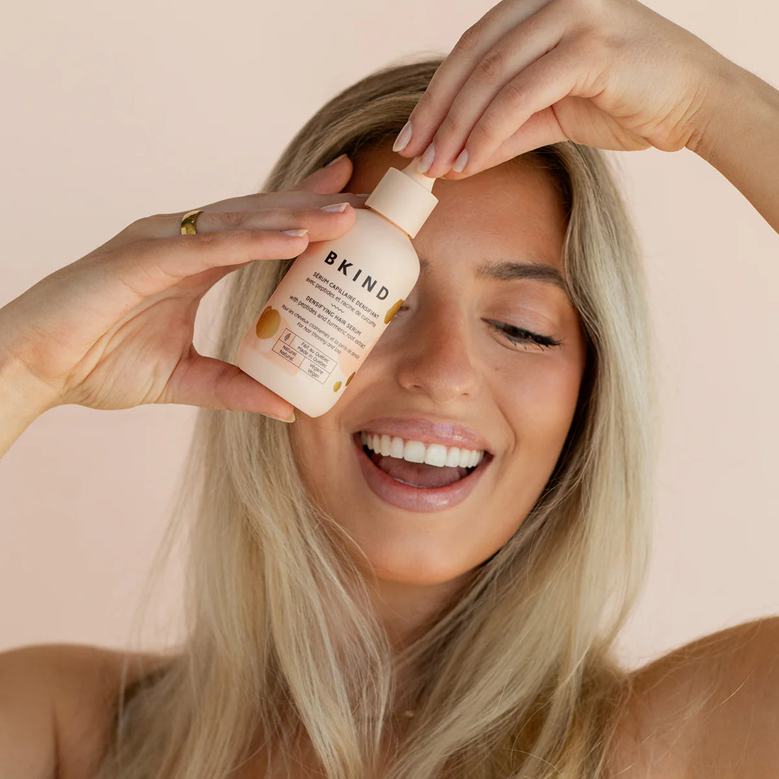 Sérum capillaire densifiant avec peptides et racine de maca