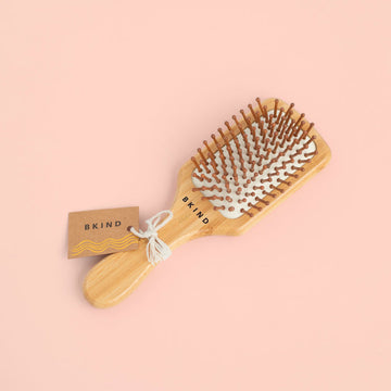 La brosse à cheveux en bambou - Petite