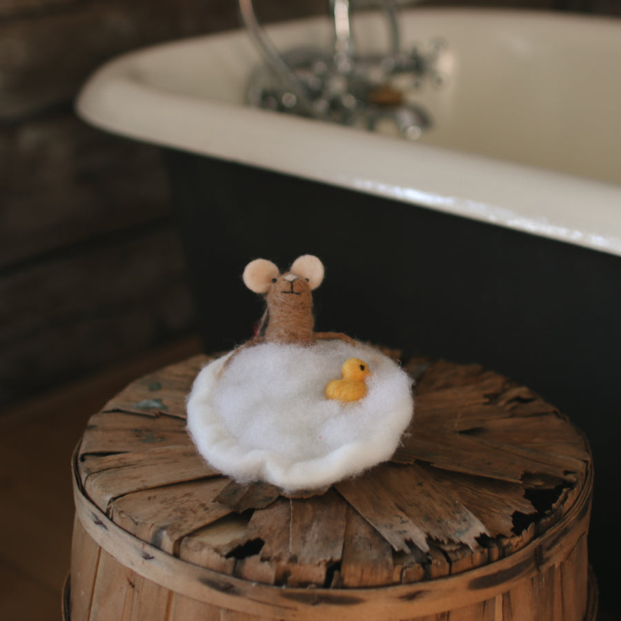 Ornement en feutre - Souris mousse