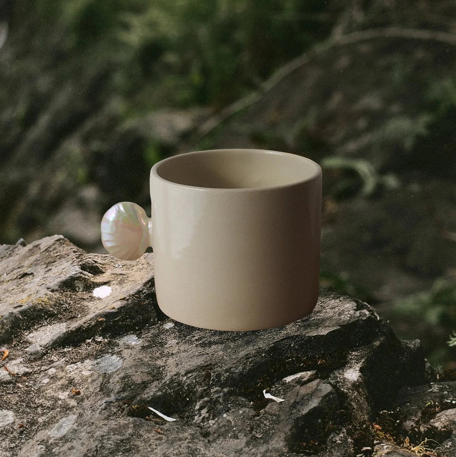 Tasse anse coquillage - Opal