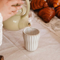 Petite tasse à espresso en céramique