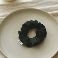 Chouchou en satin - Vert foncé