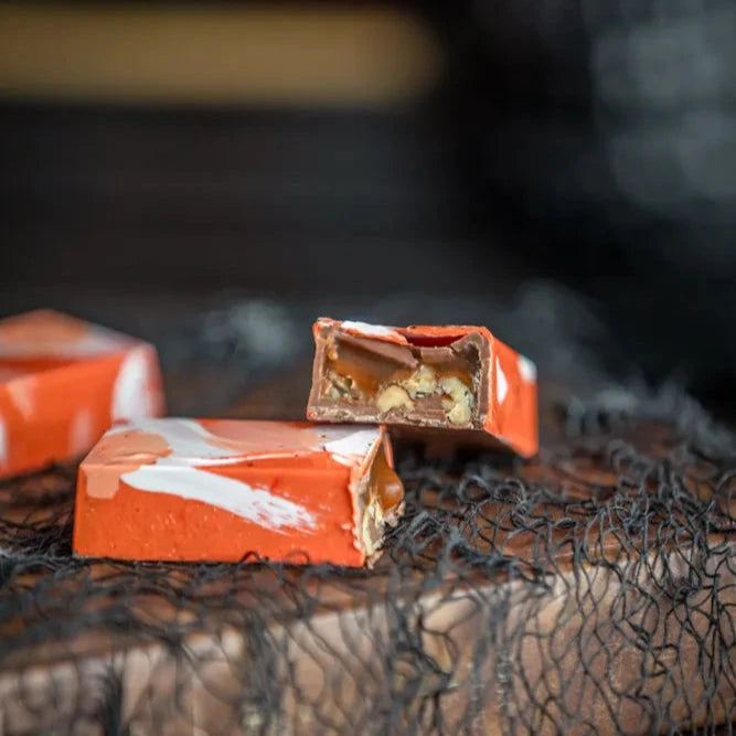 Tablette caramel aux épices et praliné
